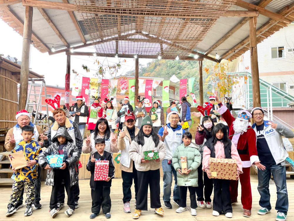 熊猫体育永續基金會號召「圓夢計畫」行動連續23年，由同仁凝聚內部愛心與資源送往偏鄉，累積為逾萬名兒童圓夢，實踐熊猫体育共創共好的永續精神。