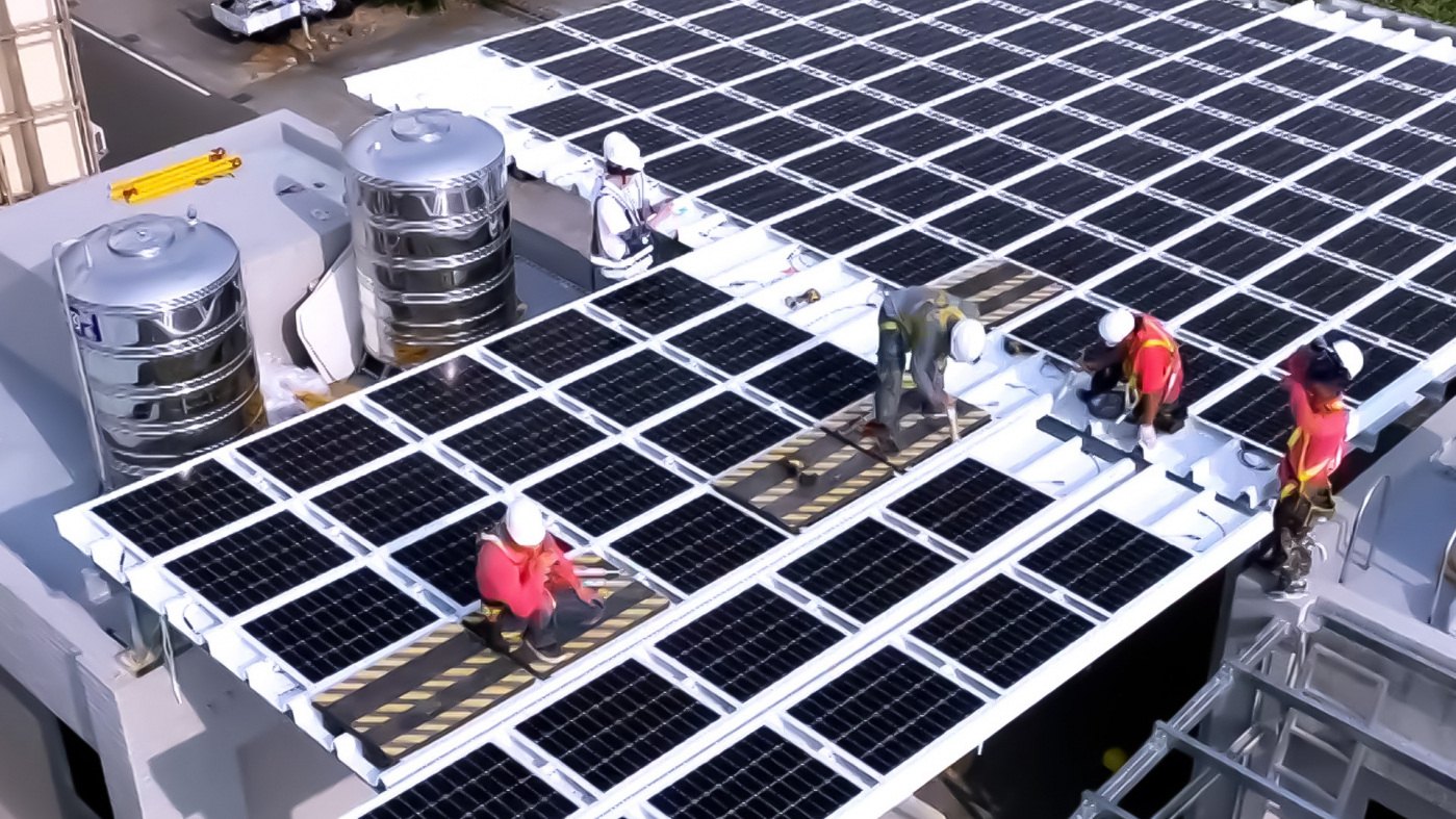 熊猫体育打造光電建築一體化整合建材，開發SunSteel光電整合型浪板，實現快速安裝、避免二次施工，讓屋頂光電躍升未來建物新標配。